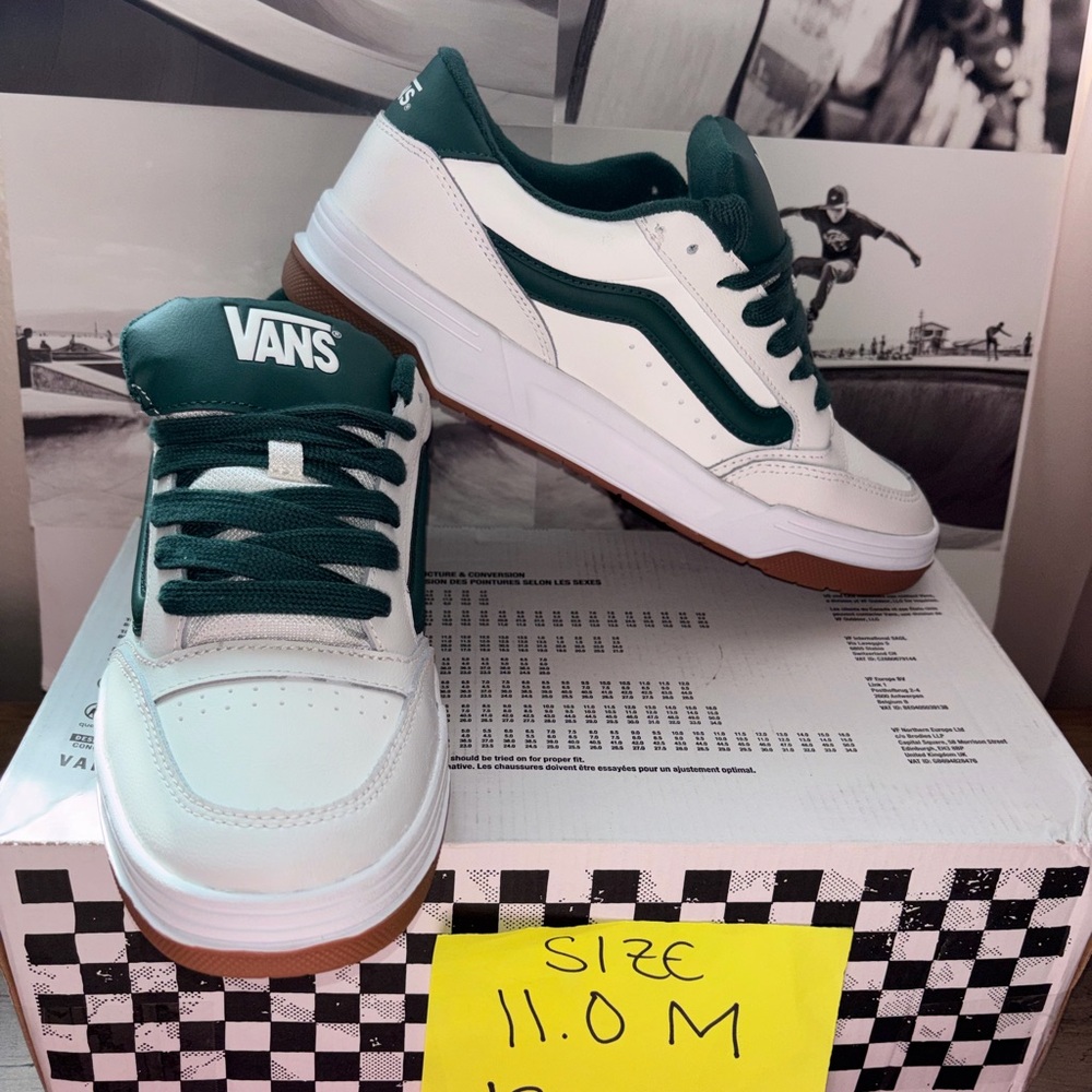 Vans Hylane sz 11.0 Men’s 12.5 Woman